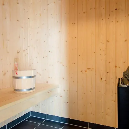 With Kids' Alcove, Grobenbrode Großenbrode